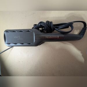 Remington Wet 2 Waves Styler Y2K Hair Tool